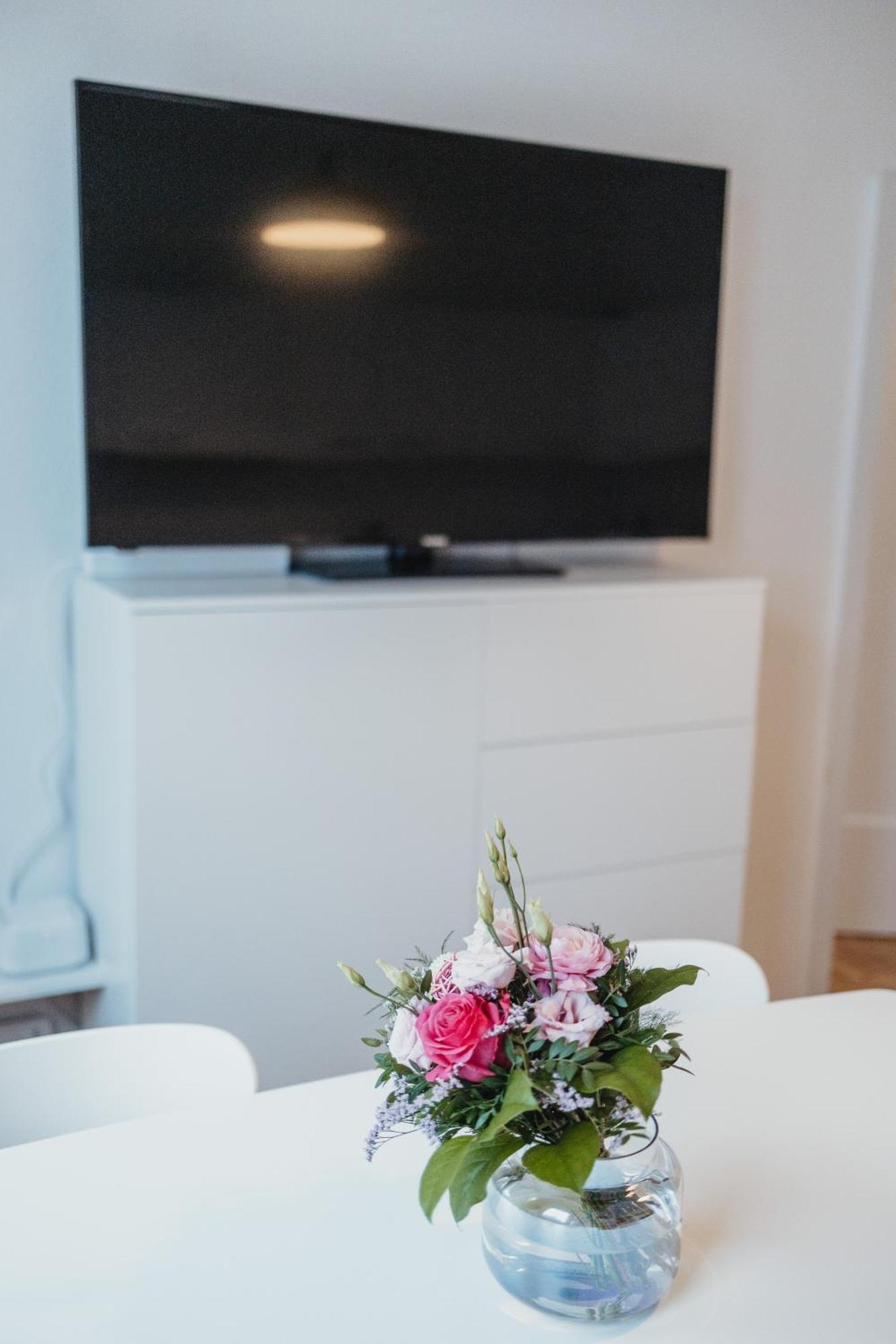 Wohlfuehloase In Kirchditmold - Netflix Und Gute Anbindung An Innenstadt Und Weltkulturerbe Bergpark Wilhelmshoehe Kassel Ngoại thất bức ảnh